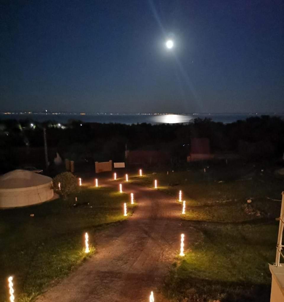 Jurta Hotel Balatongyoeroek מראה חיצוני תמונה